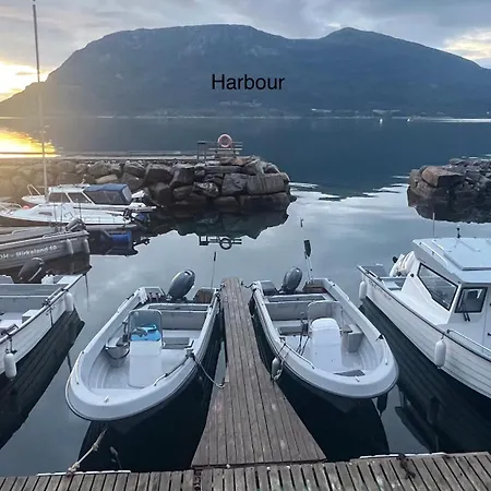 Awesome Fishing, Boating And Nature Experience At Fiskesenter Birkeland Rekdal Exterior photo