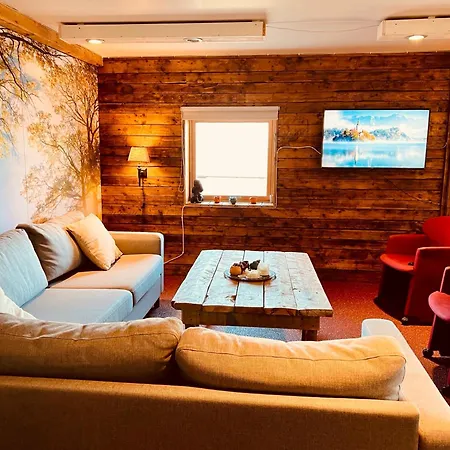 Awesome Fishing, Boating And Nature Experience At Fiskesenter Birkeland Rekdal Exterior photo