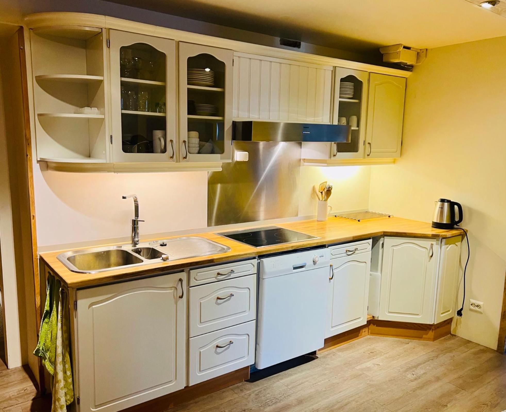 Apartment Awesome Fishing, Boating And Nature Experience At Fiskesenter Birkeland Rekdal
